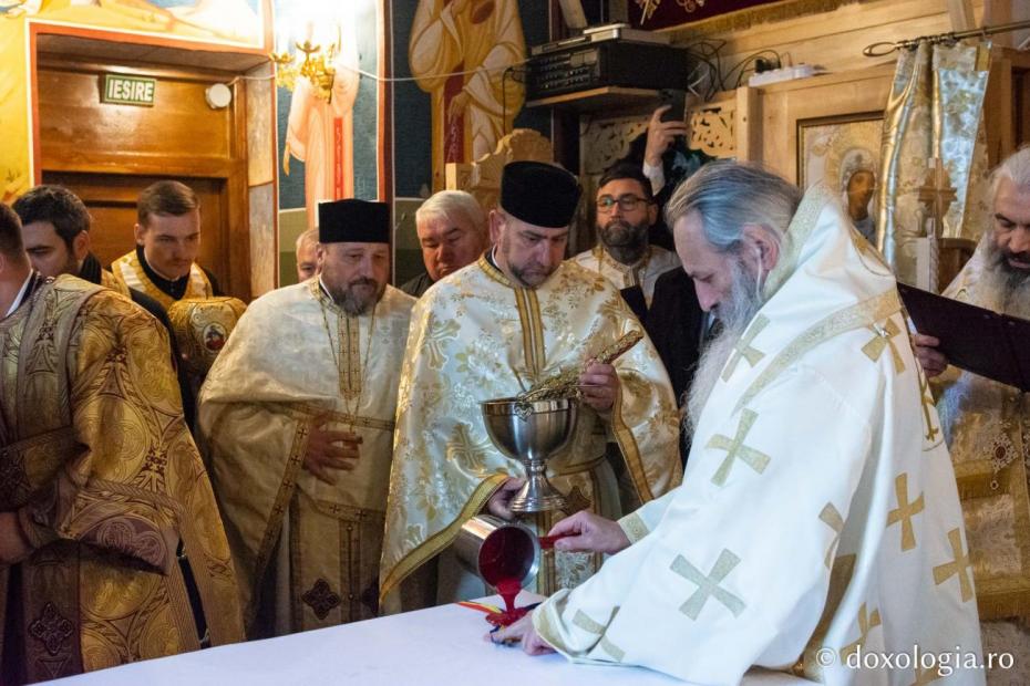 Biserica Parohiei Lupăria Cotnari, sfințită de doi arhierei / Foto: Mihail Vrăjitoru