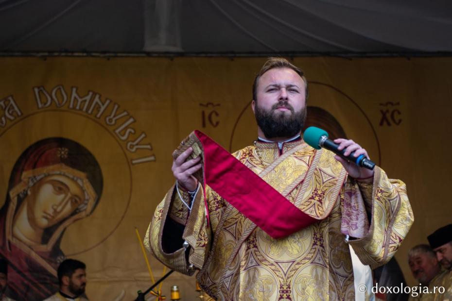 Biserica Parohiei Lupăria Cotnari, sfințită de doi arhierei / Foto: Mihail Vrăjitoru