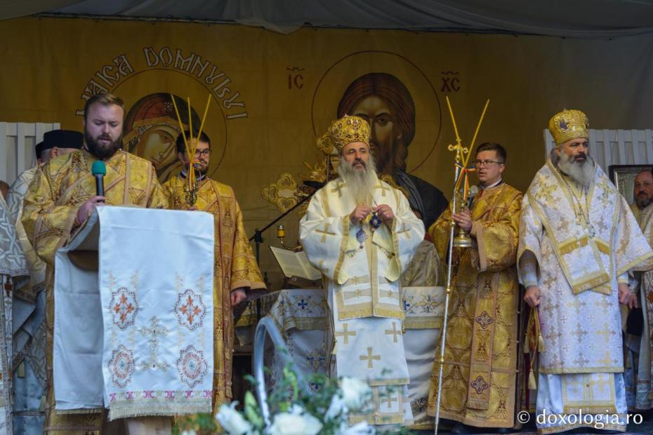 Biserica Parohiei Lupăria Cotnari, sfințită de doi arhierei / Foto: Mihail Vrăjitoru